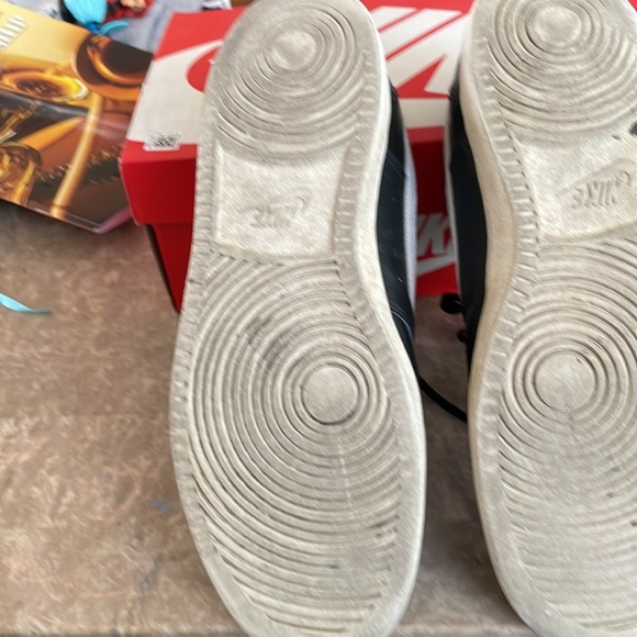 - Men's  Nike Court vision shose - Picture 7 of 9